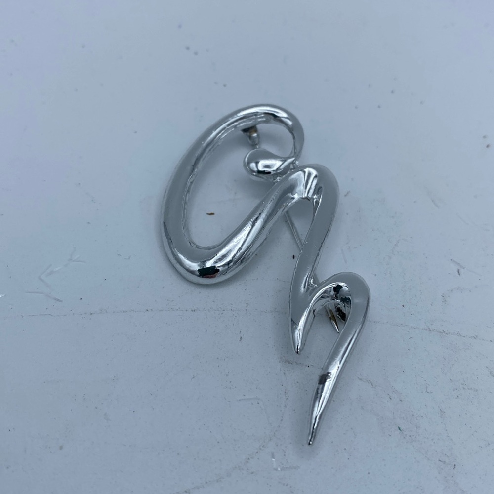 VTG 80’s silvertone squiggle brooch pin 3”